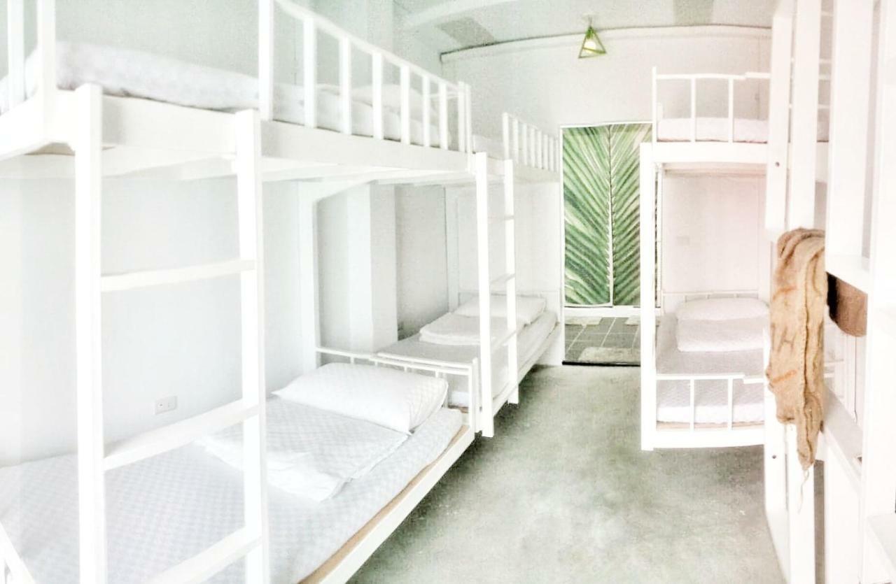 Cong Sen Backpackers Hostel Taitung Exterior photo